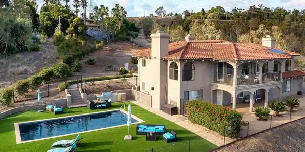 7087 Rancho Santa Fe View Court