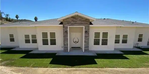 47400 Via Vaquero