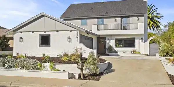 24611 Spadra Ln