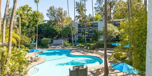 3605 W Hidden Lane