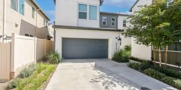 24317 Sonieta Court