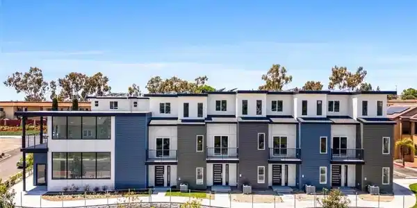2059 S El Camino Real