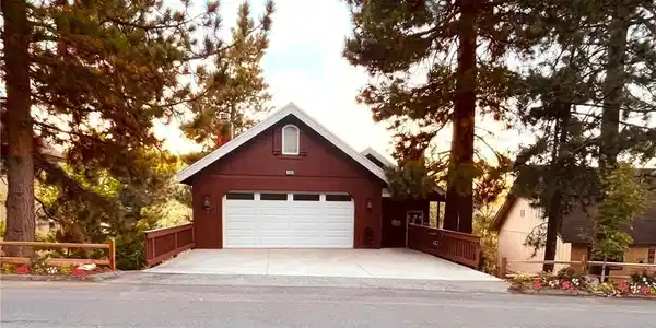 1290 St Anton Drive