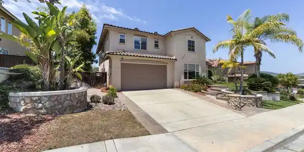 638 Edgewater Drive
