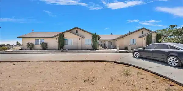 10439 Mesa