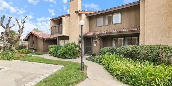 193 193 S Hollenbeck