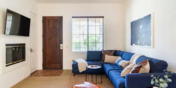 50740 Santa Rosa Plaza