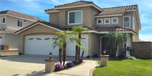 10 Moccasin Trail
