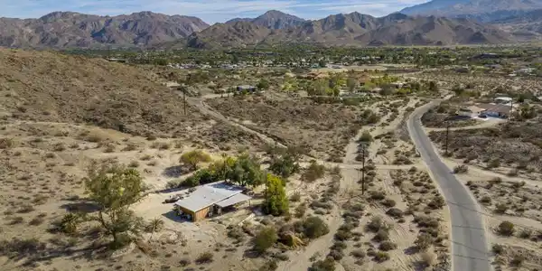 48230 Painted Canyon Rd