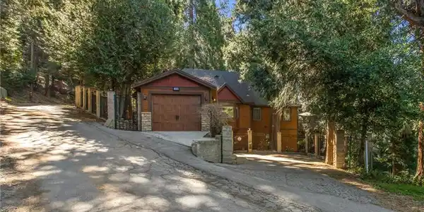 1036 Venus Way