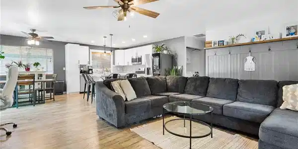 1041 Pine Lane