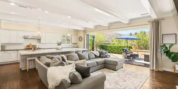 8114 Lazy River Rd