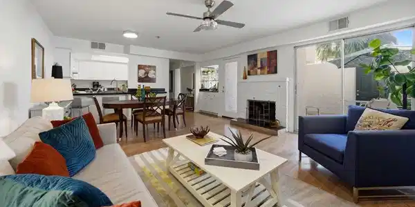 280 S Avenida Caballeros