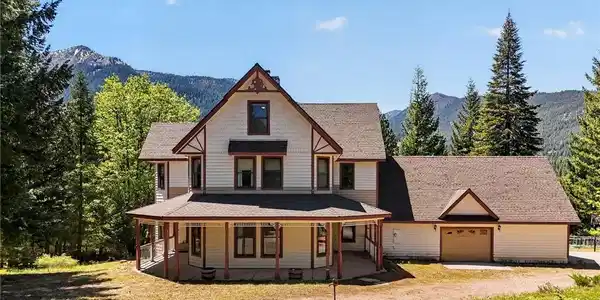2708 Grey Fox Dr. Drive