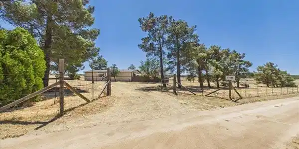 37589 Montezuma Valley Rd