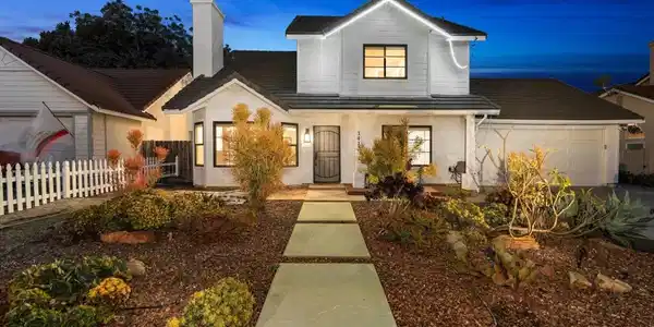 1413 EASTVIEW COURT