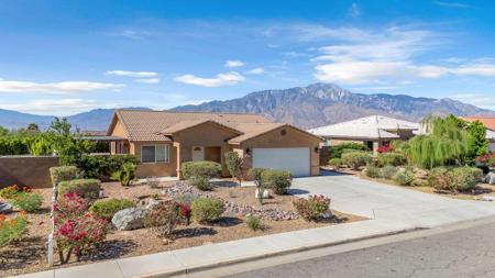 65377 Salida Del Sol Place