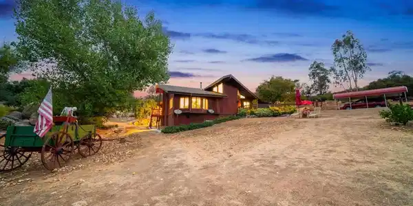 2410 Mount Elena Way