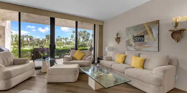 910 Island Drive