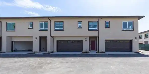 8185 Amerena Way