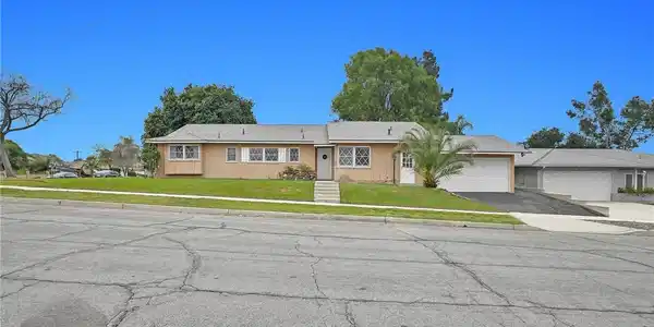 1289 Grove