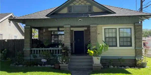 404 N 9th Avenue