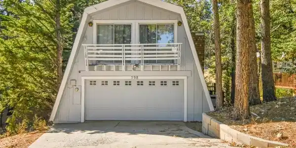 598 Dahlia Drive