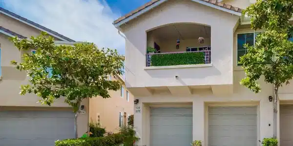 1270 El Cortez Ct