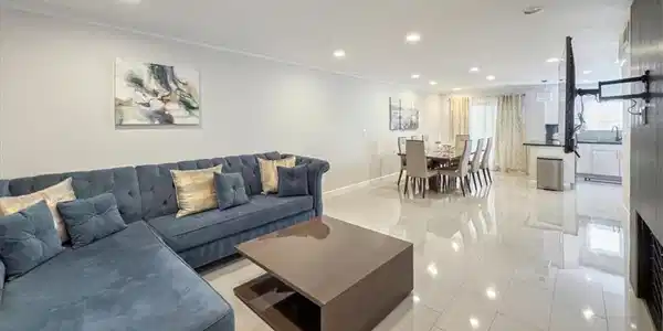 1156 San Rafael