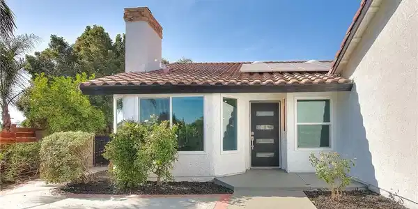 3082 Lynwood Drive