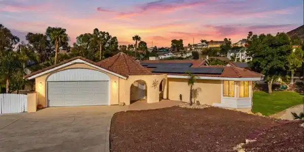 22032 W San Joaquin Drive
