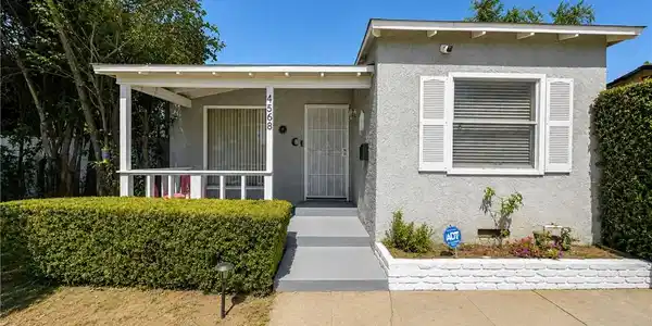 4568 N D