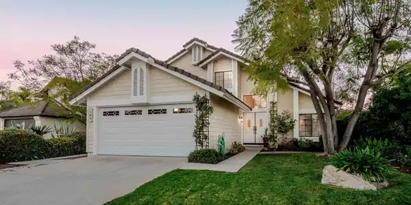 443 White Swan Court