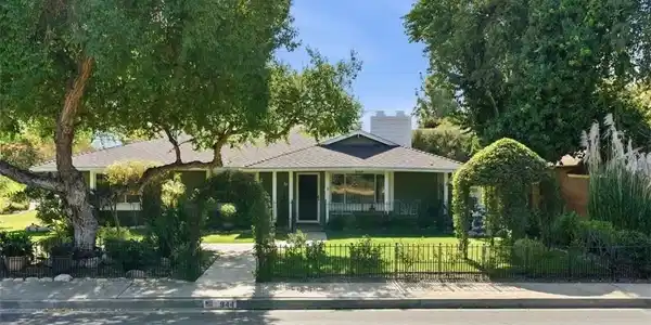 944 Butte Street