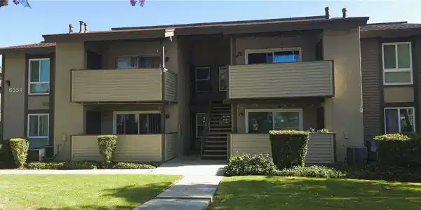 6351 Riverside