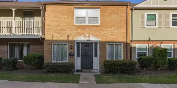 11911 Royal Road