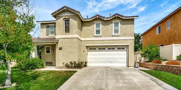 27060 Mountain Willow Lane