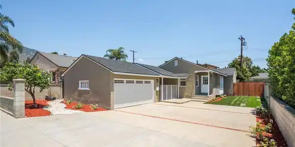 160 N Barranca