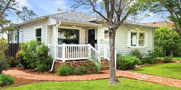 639 Clay Street