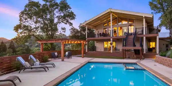 15208 Sycamore Drive