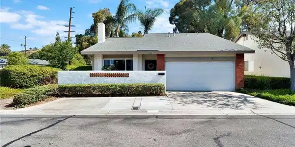 19951 Woodcliff Court