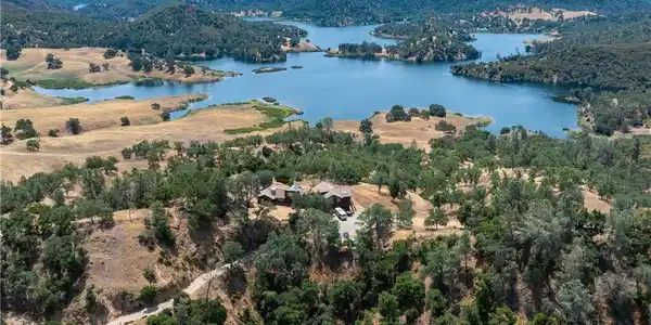 4755 Las Pilitas Road