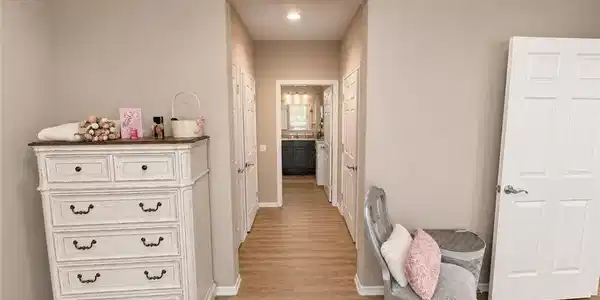 824 Coriander
