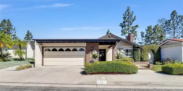 6437 E Calle Del Norte