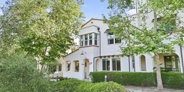 77 Adelfa Street
