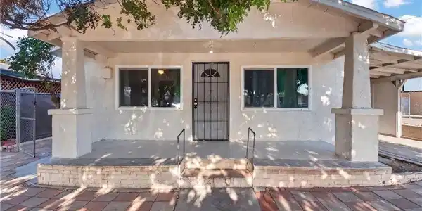 1132 Calhoun