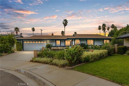812 Orchard Drive