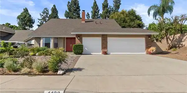 1433 Bentley Court