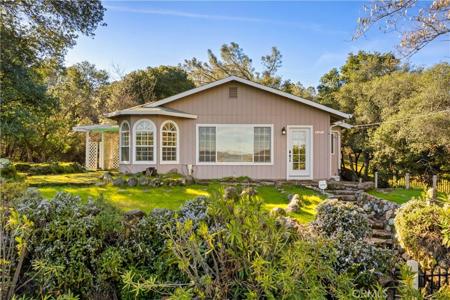 10849 Northslope Drive