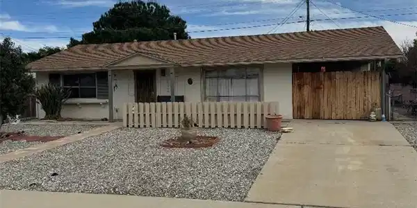 27190 Capilano Drive